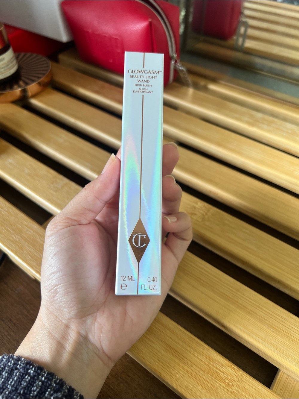 Charlotte Tilbury Glowgasm Beauty Light Wand in Pinkgasm Shade